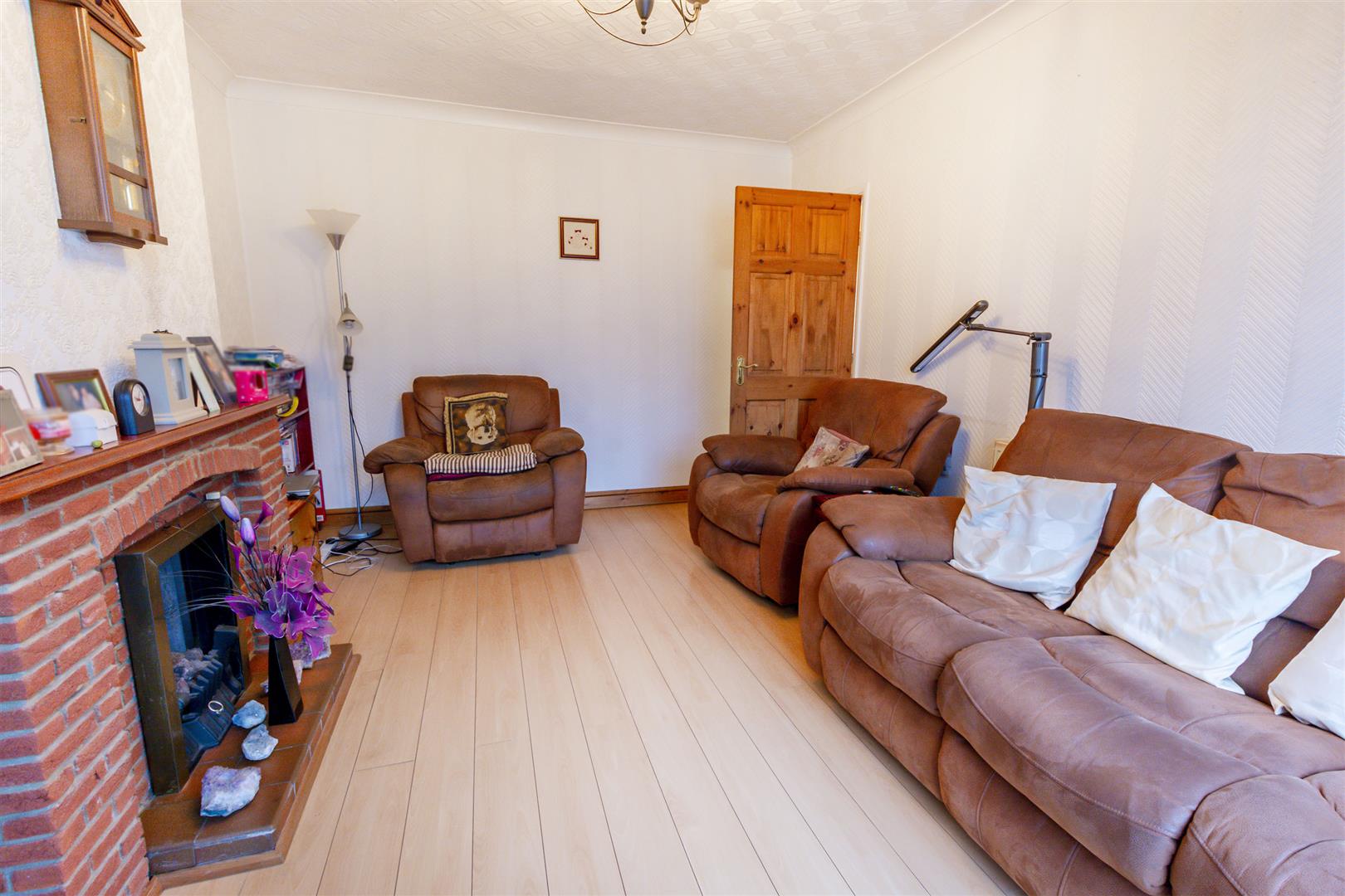 York Avenue, Sandiacre, Nottingham Robert Ellis Estate Agents